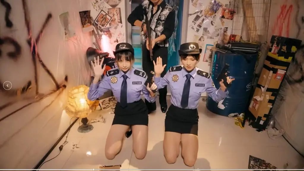 【PC/官中/国产/SLG游戏/2.20G】 涩点点 女警姐妹花 米欧 官方中文版+国语发音+国产SLG游戏+2.20G